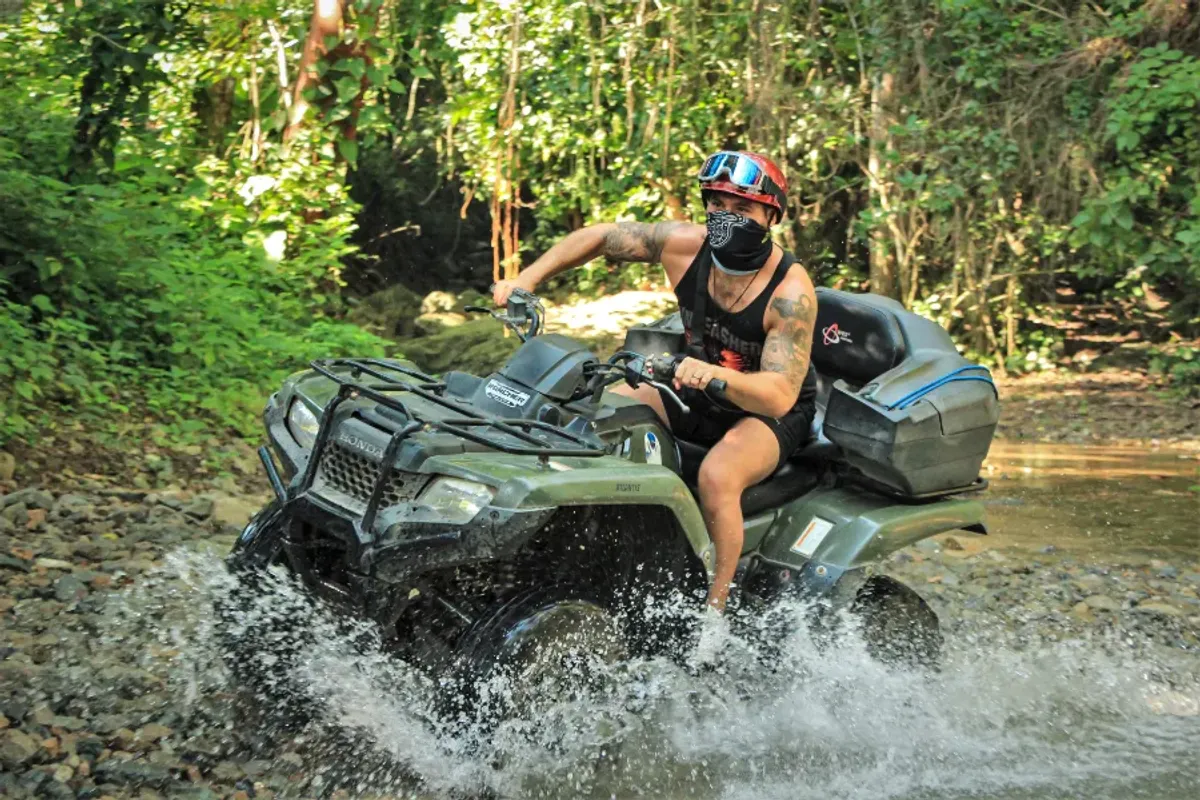 Tour Privado en Cuatrimoto a las Aguas Termales, Puerto Vallarta — 1