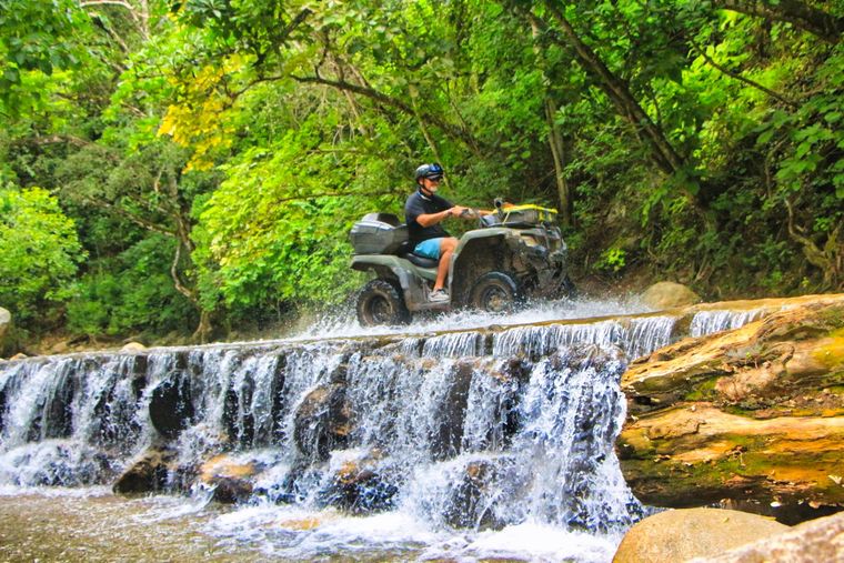 Tour Privado en Cuatrimoto por la Sierra Madre con Cata de Tequila