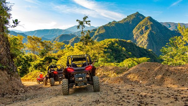 River Park: RZR, Jorullo Bridge y Sierra Madre — 4