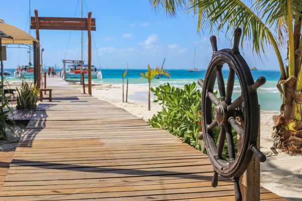 Fiesta en catamarán a Isla Mujeres — 5