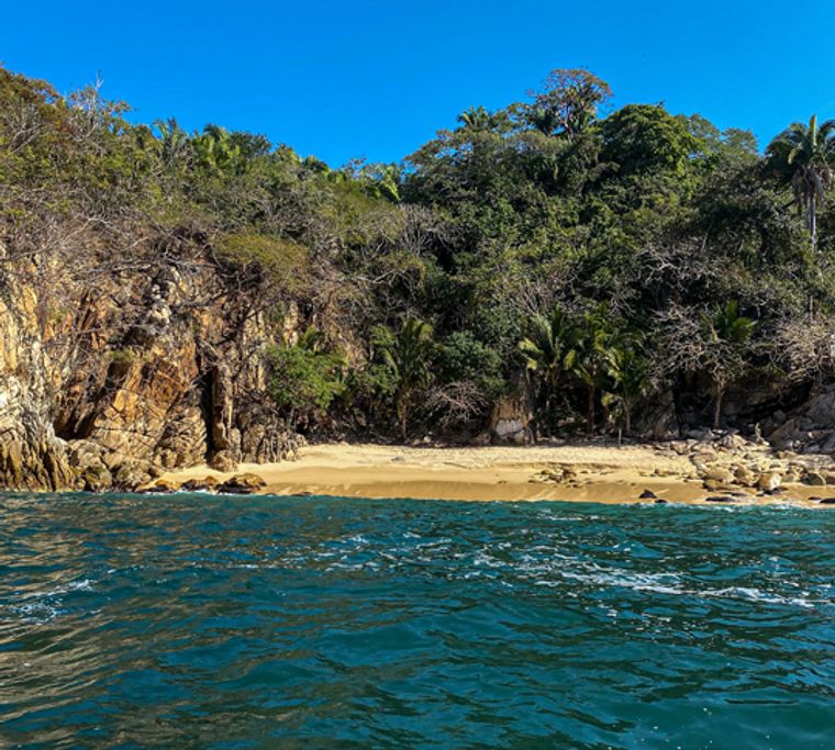Los Veranos Canopy and Adventure Park: Escapada a Yelapa y Snorkel