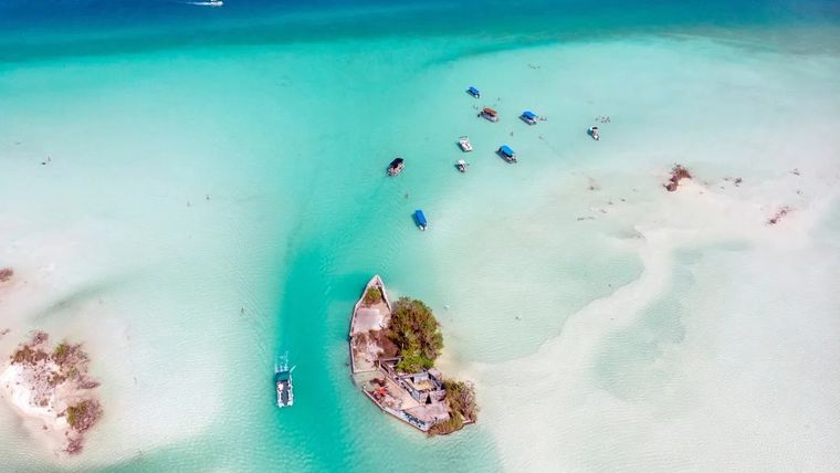 Bacalar Colores y Leyendas Tour